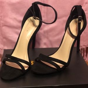 Kayleen by Los Angeles thin strap Black heels